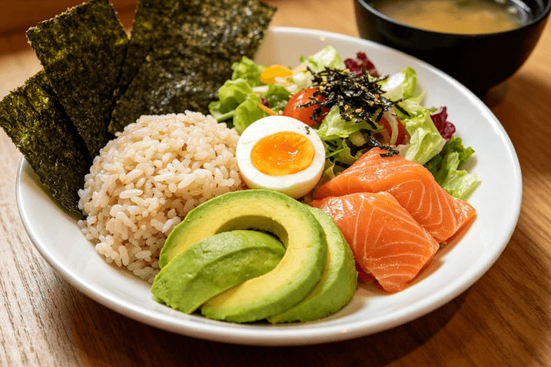 how to eat seaweed snacks-2